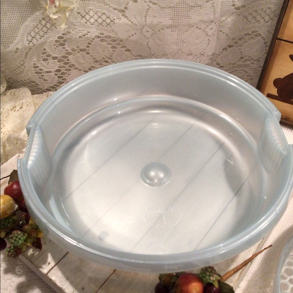 Nuby Natural Touch Microwave Steam Sterilizer For Baby Bottles and Nipples - Picture 14 of 14